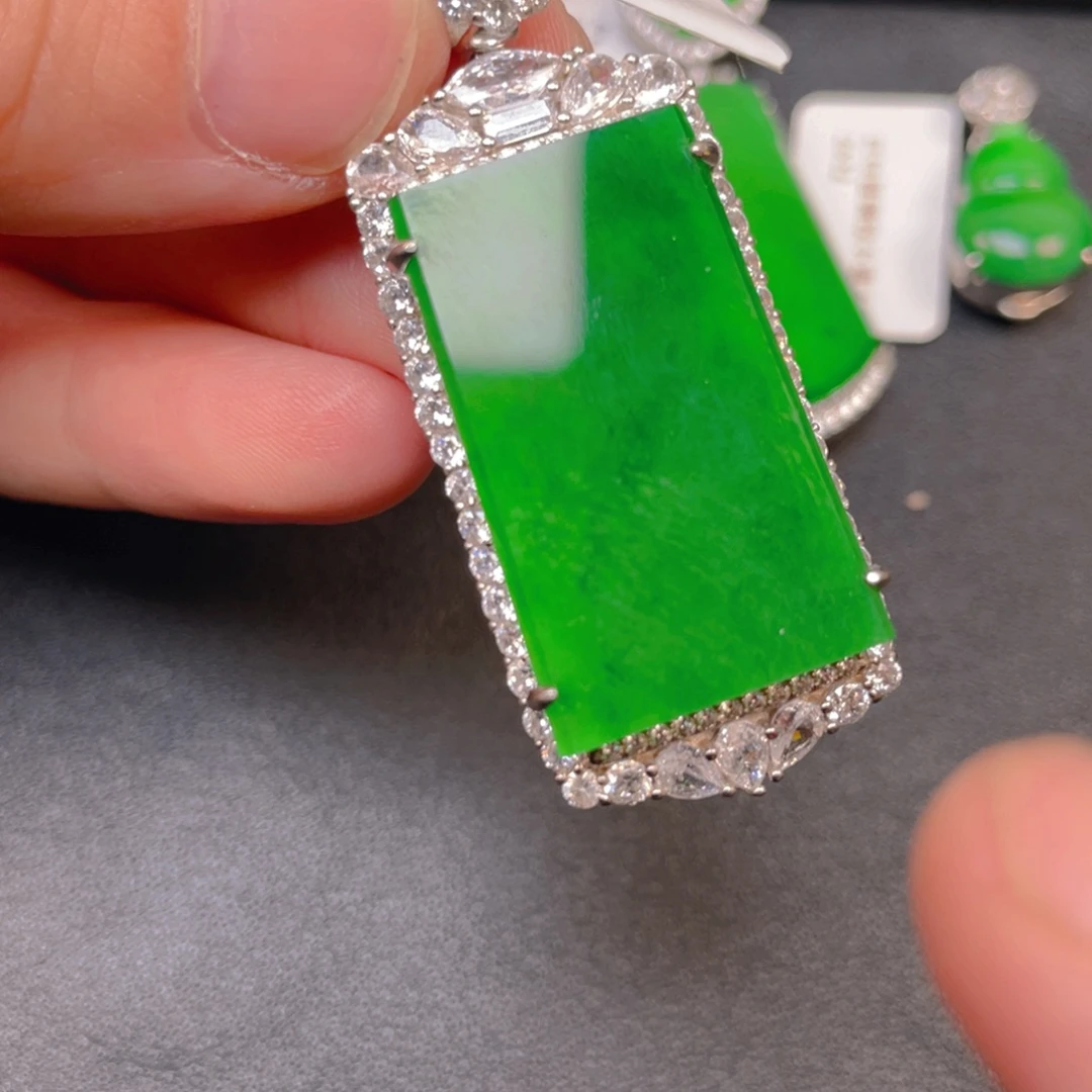 翡翠银S925镶嵌吊坠(不含链)