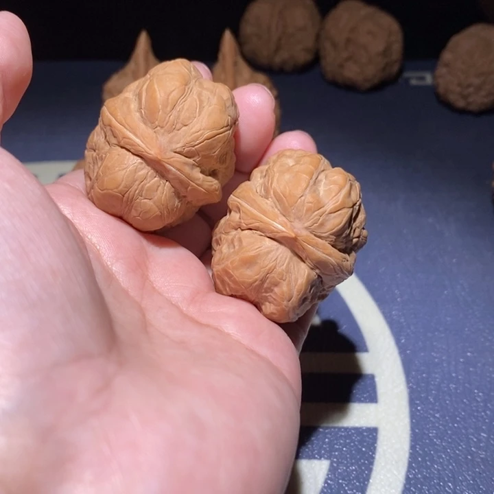 瑞***套文玩核桃吊坠玉蝉