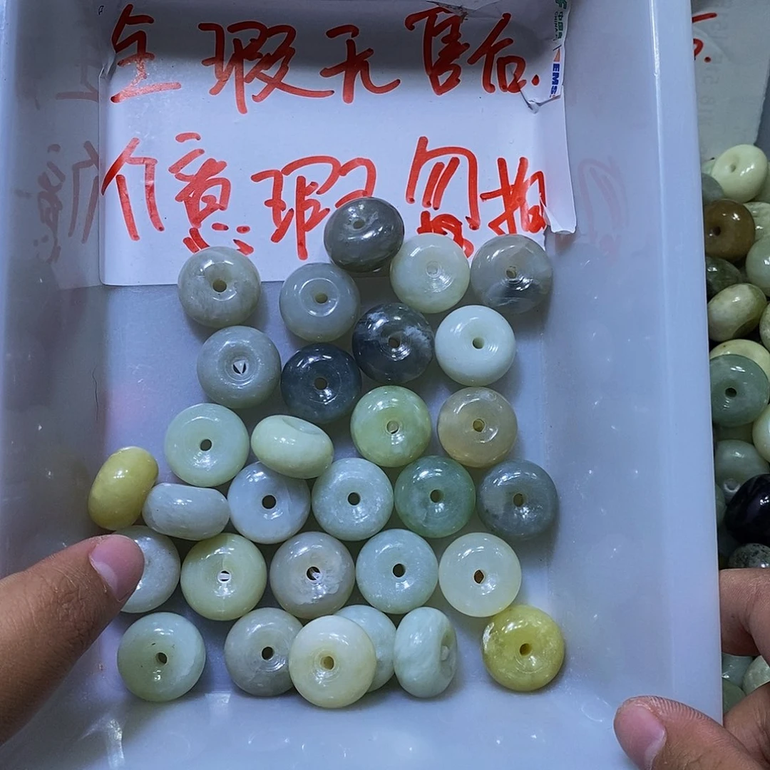 合金蛇纹石玉颈饰304