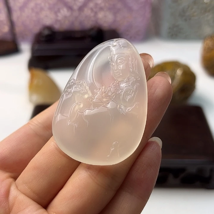 玛瑙/玉髓颈饰合金