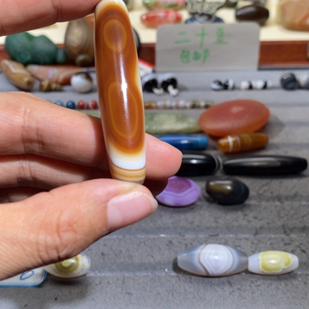 J***t玛瑙/玉髓合金颈饰