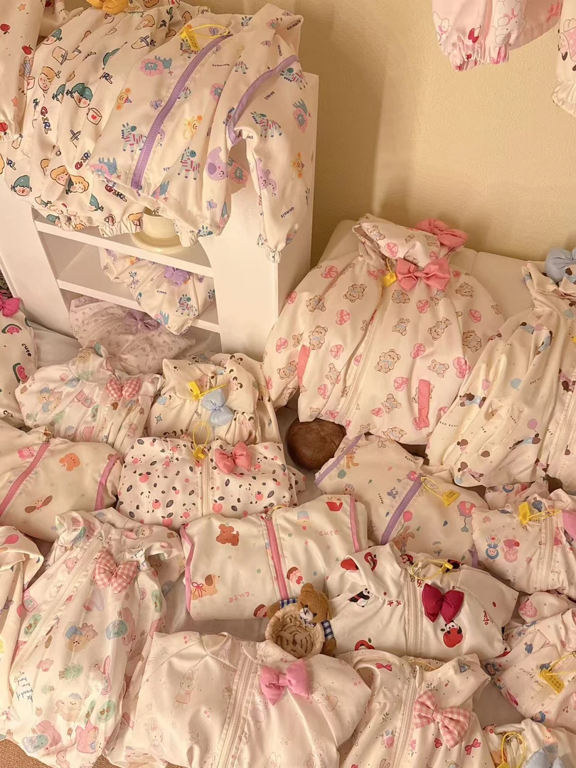 印花女童满印卡通动漫普通外套春季拉链衫连帽