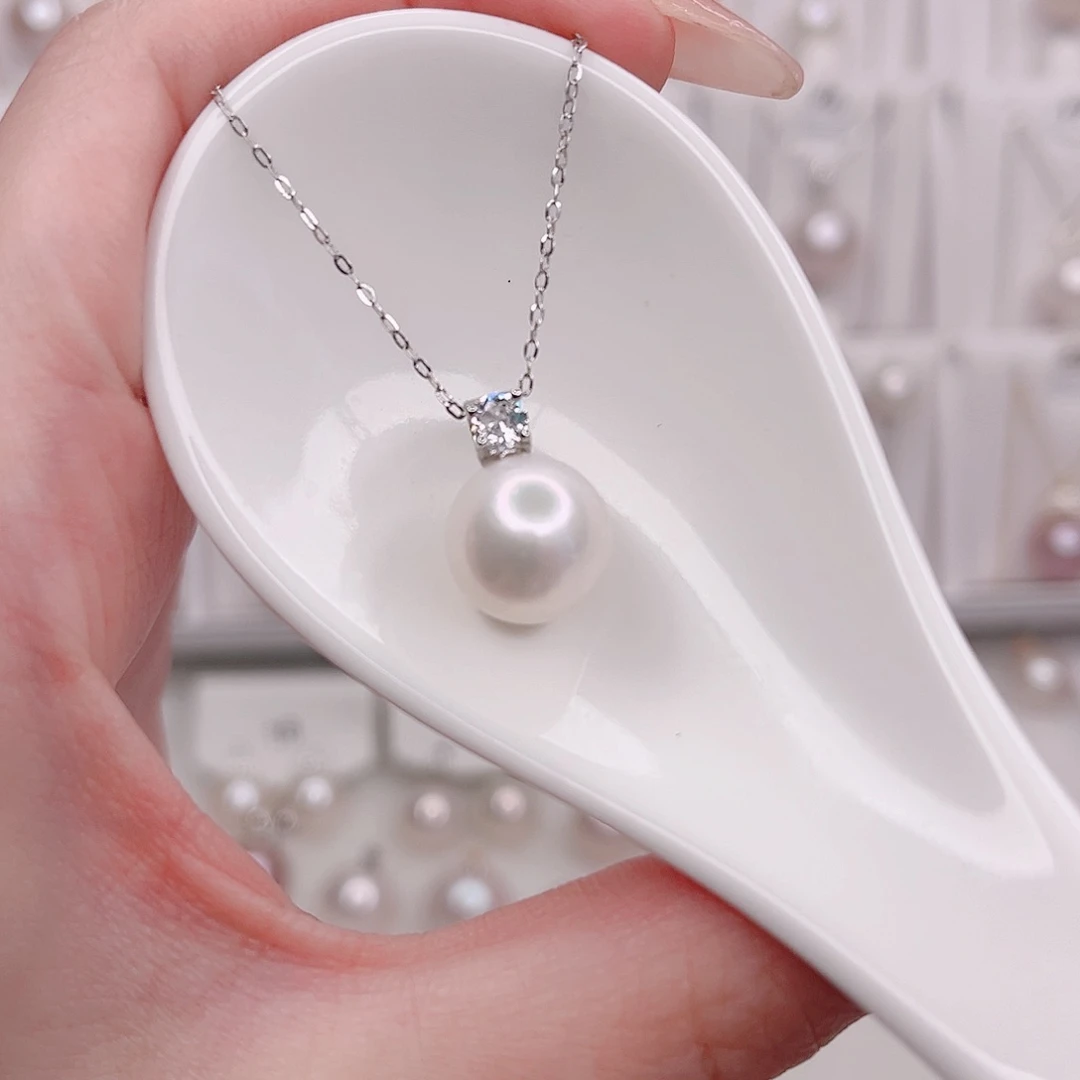 淡水珍珠未镶嵌吊坠(赠链)