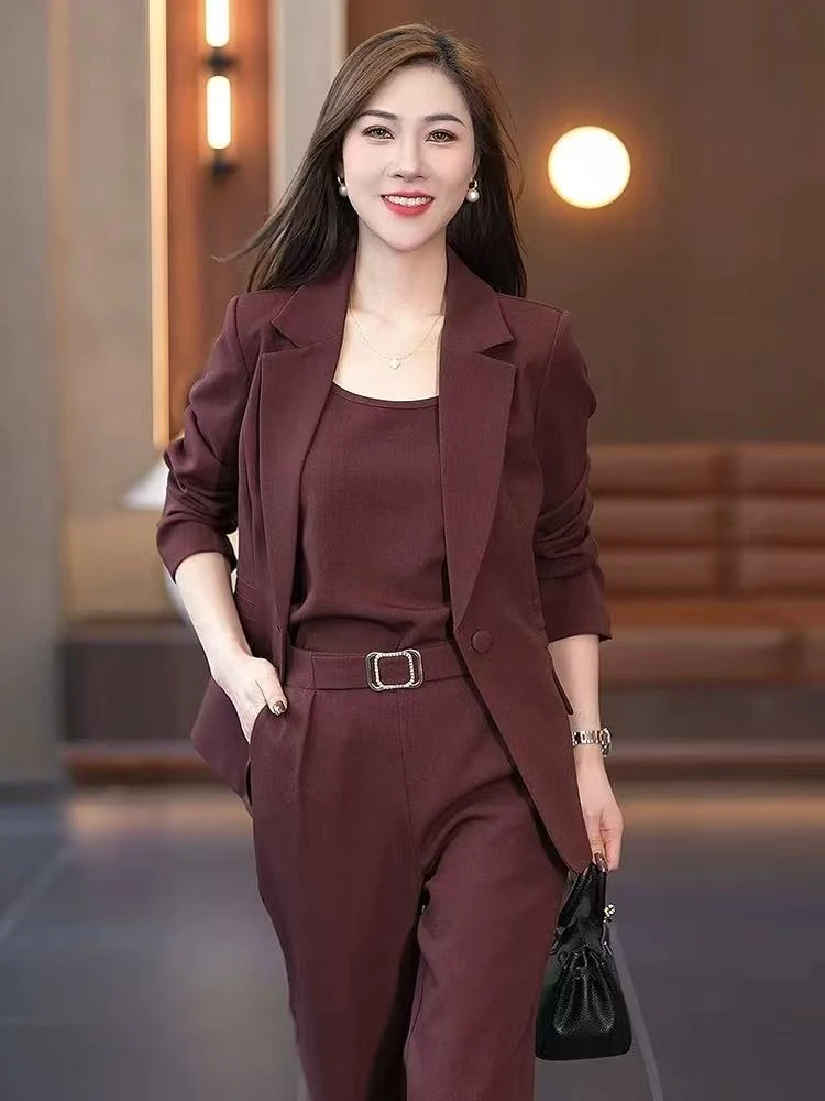 职业小西装套装女2025秋季新款时尚气质设计感西服外套裤子3件套