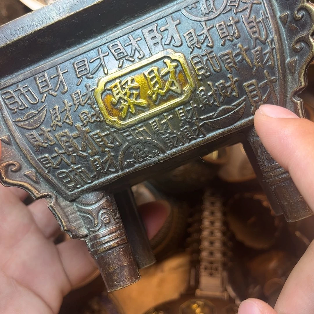 精美铜器工艺品等