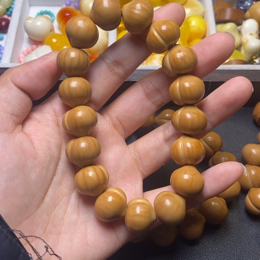 【闪购商品】吊坠猴头核桃抱****了光面16
