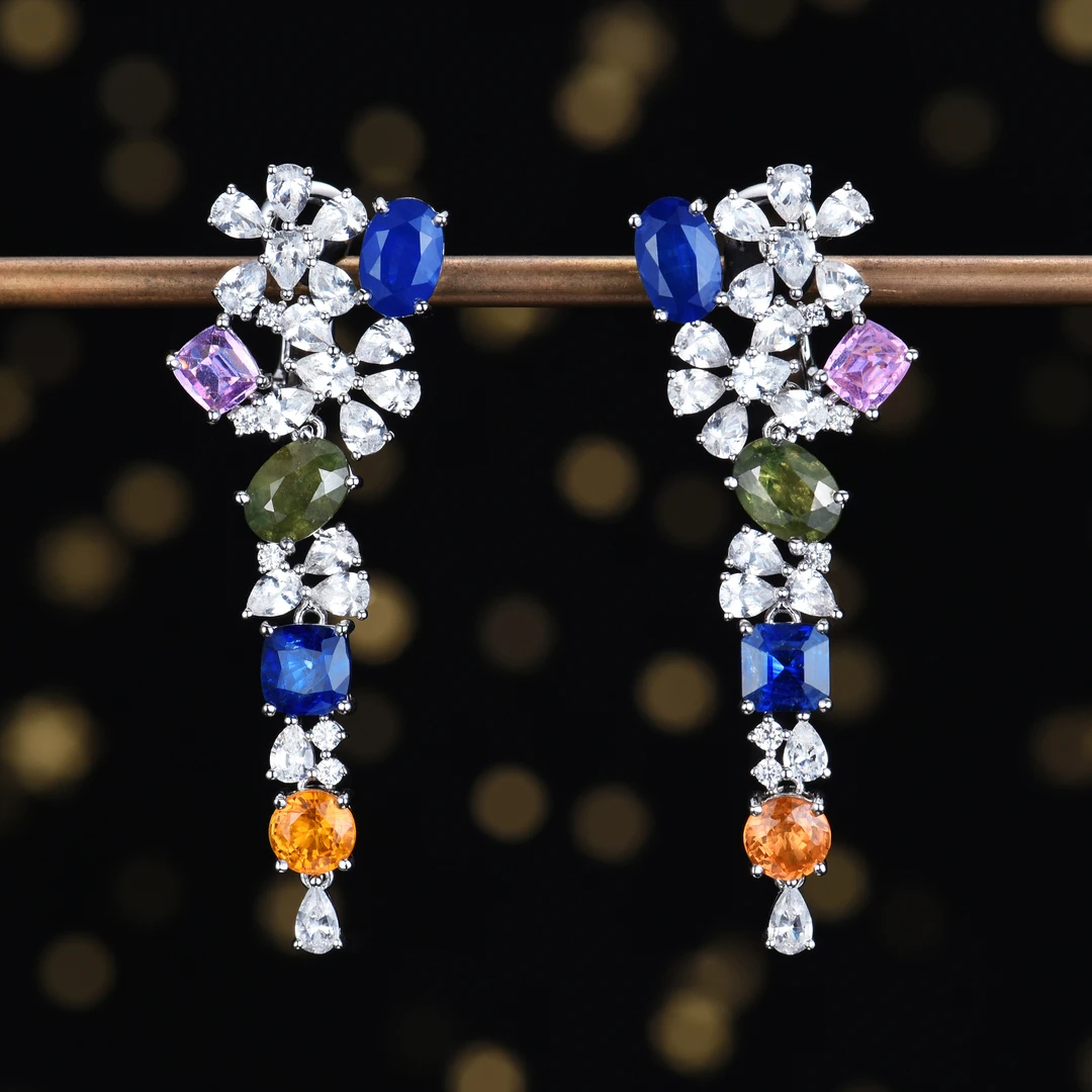 18K金镶嵌天然彩色蓝宝石耳钉简约气质