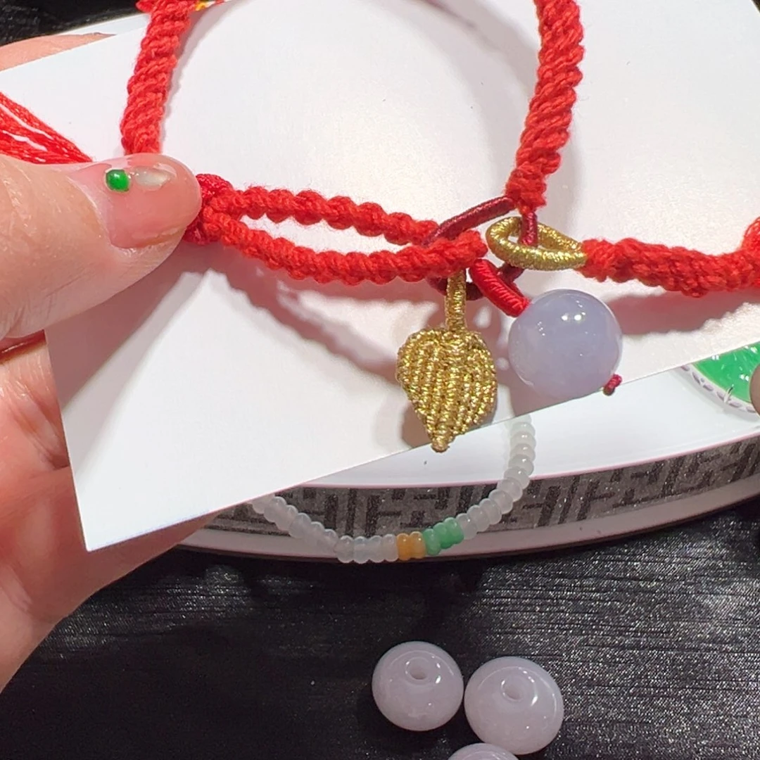 翡翠颈饰未镶嵌手绳