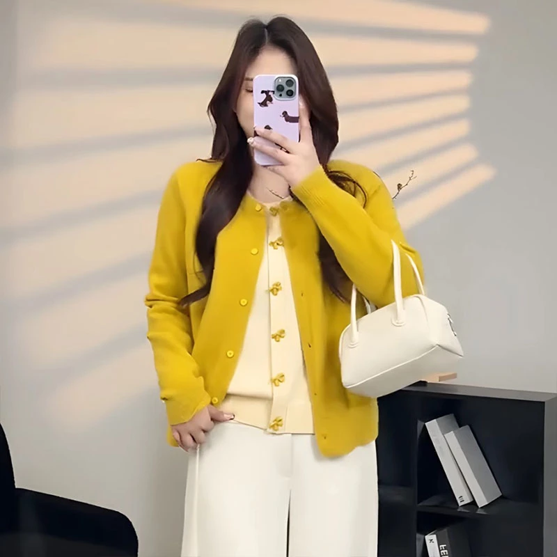 高颜值松弛感假两件拼接保暖毛衣春季新款遮肉显瘦圆领套头针织衫