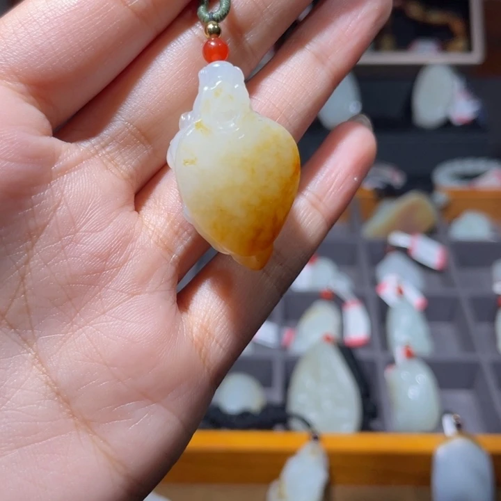 已***置和田玉未镶嵌手链