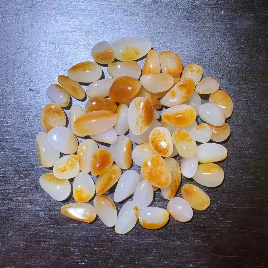 新疆黄皮籽石奇石戈壁石