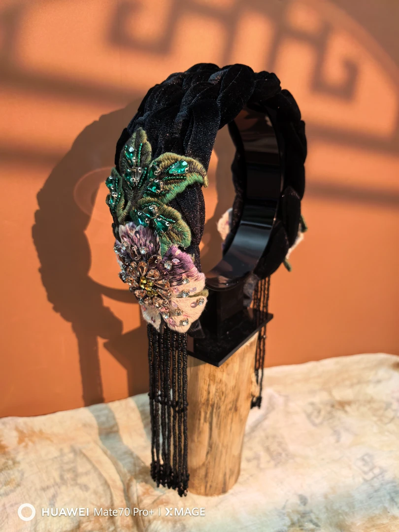 国风花朵刺绣长流苏发箍