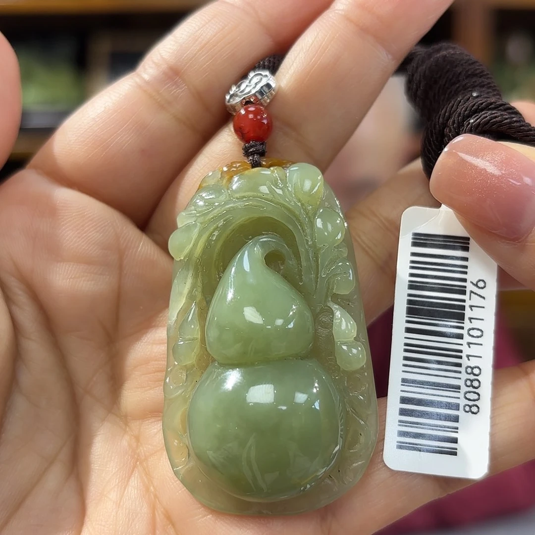 和田玉吊坠葫芦未镶嵌