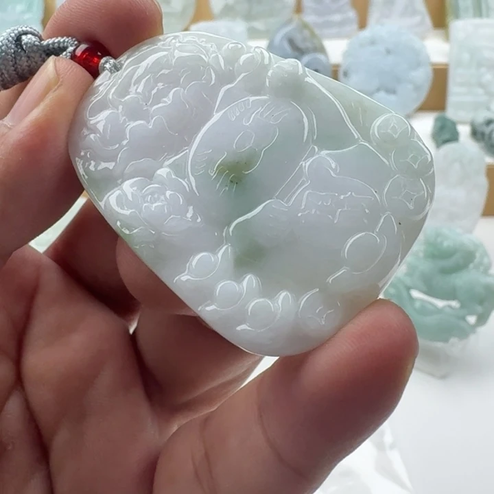 翡翠未镶嵌颈饰天然缅甸A货翡翠