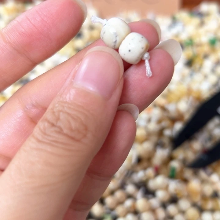 裸石蜜蜡未镶嵌8.5mm一对
