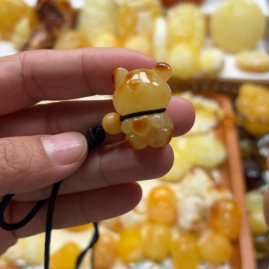 琥珀未镶嵌珠宝奇石