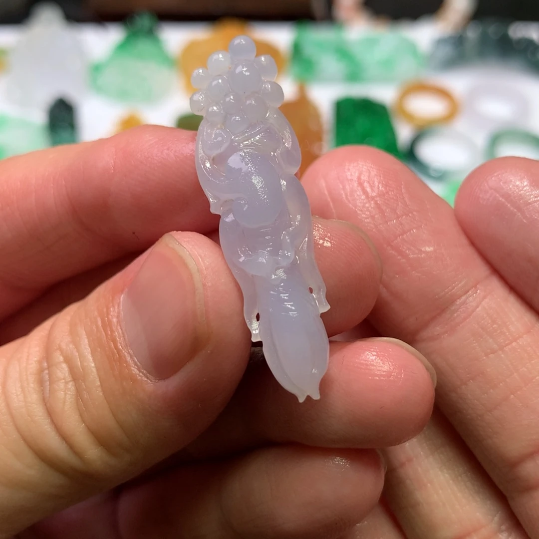 未镶嵌定制翡翠吊坠