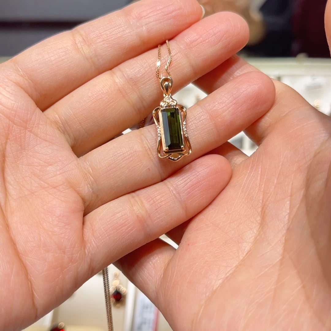 碧玺颈饰18K金镶嵌清**雨