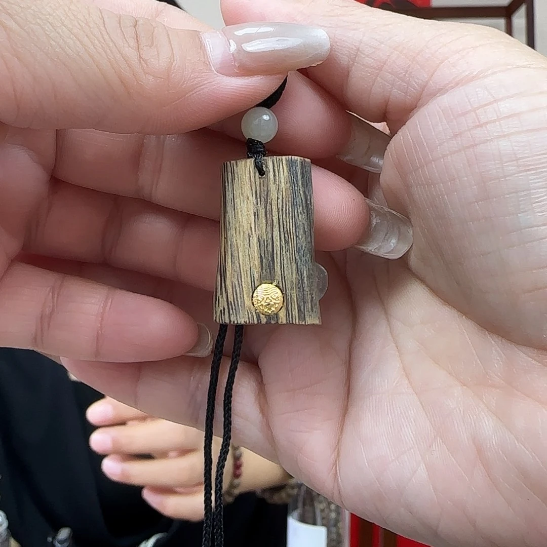 沉香吊坠随型绿棋牌牌多样性发一