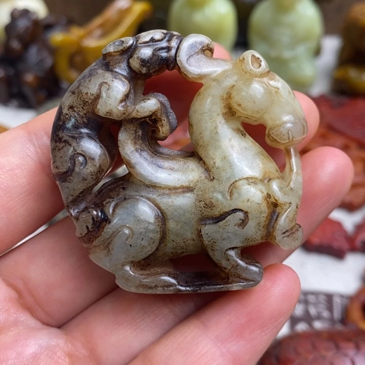 蛇纹石玉未镶嵌颈饰100