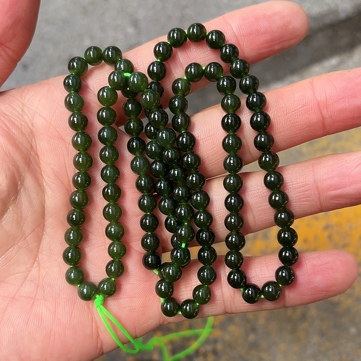 项链未镶嵌和田玉（碧玉）