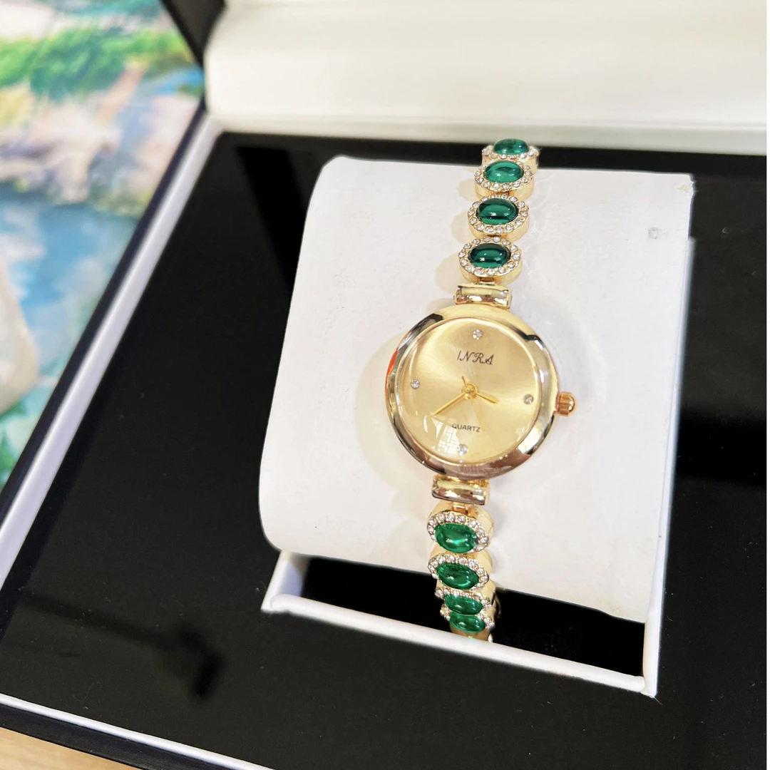 中古风·高级感小表盘绿带金面手链腕表 6912 J