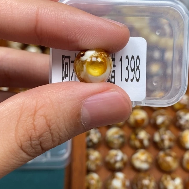 把件猴头核桃沁色圆珠老型1398