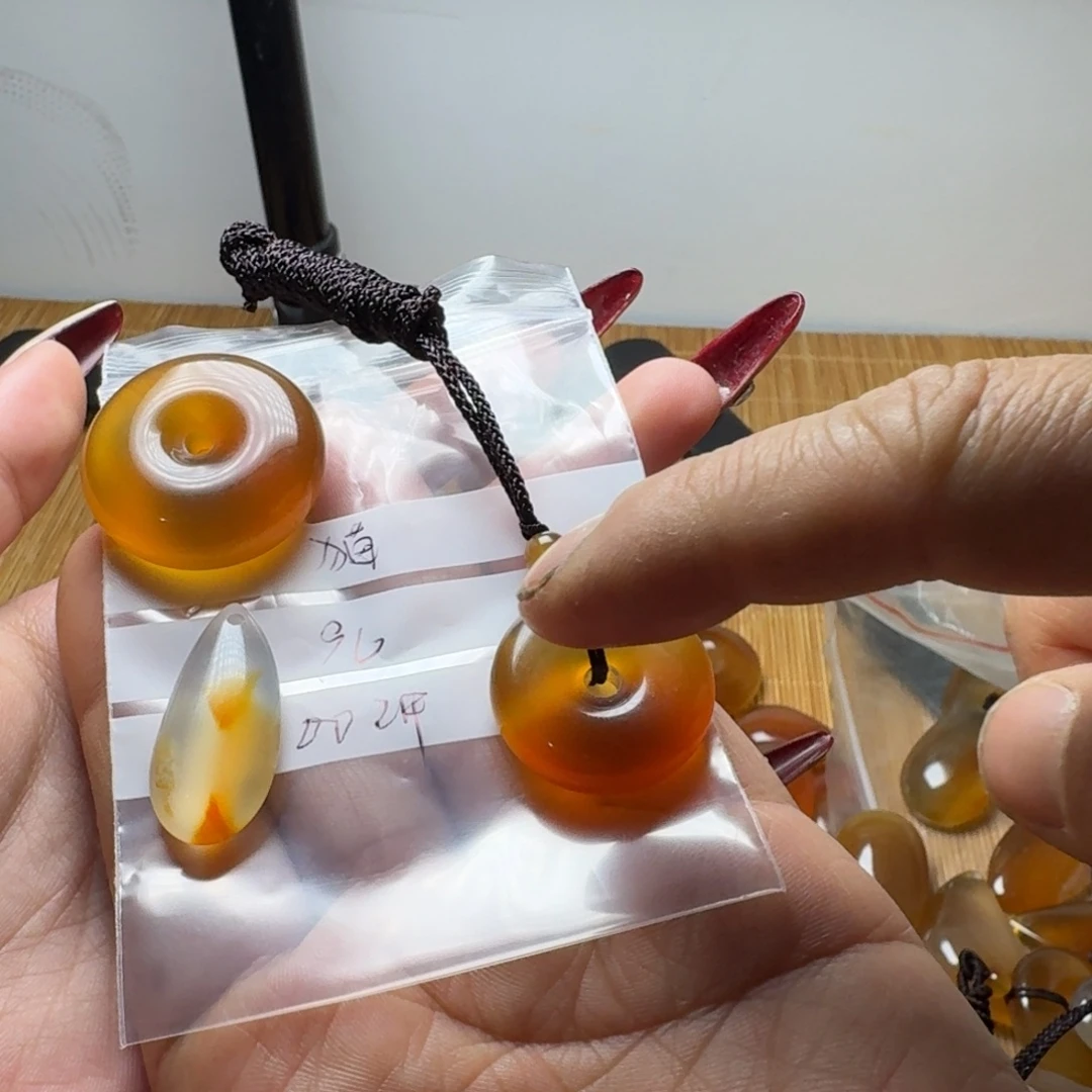 猫***玛瑙/玉髓合金颈饰002……90