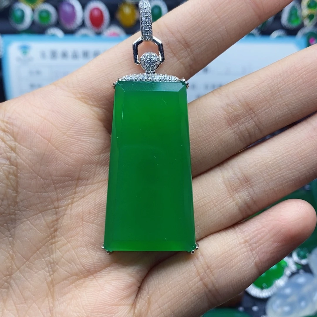 合金颈饰玛瑙/玉髓