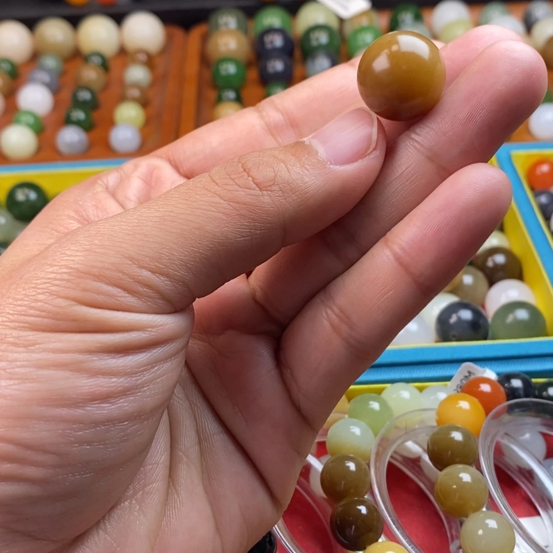 和田玉未镶嵌珠宝奇石卡16红糖y