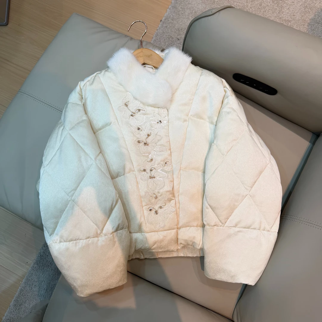 【萨拉迪恩】新中式刺绣气质优雅保暖鹅绒外套女