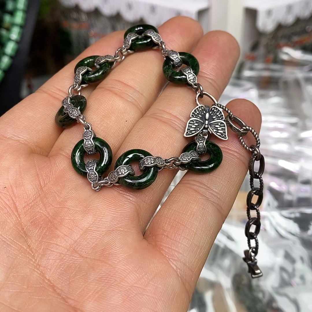 未镶嵌手链翡翠漂亮美眉