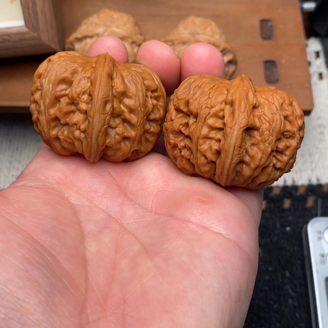 文玩核桃吊坠元宝44