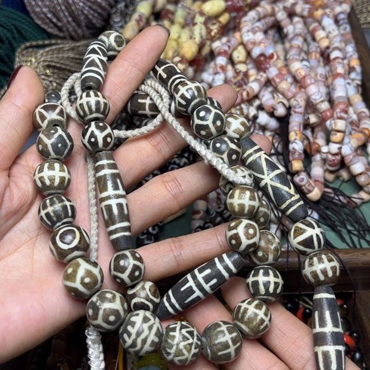 颈饰玻璃4226一条