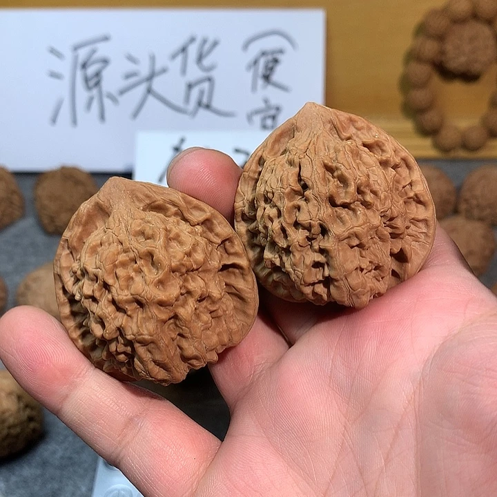 文玩核桃把件全品无修王勇官帽