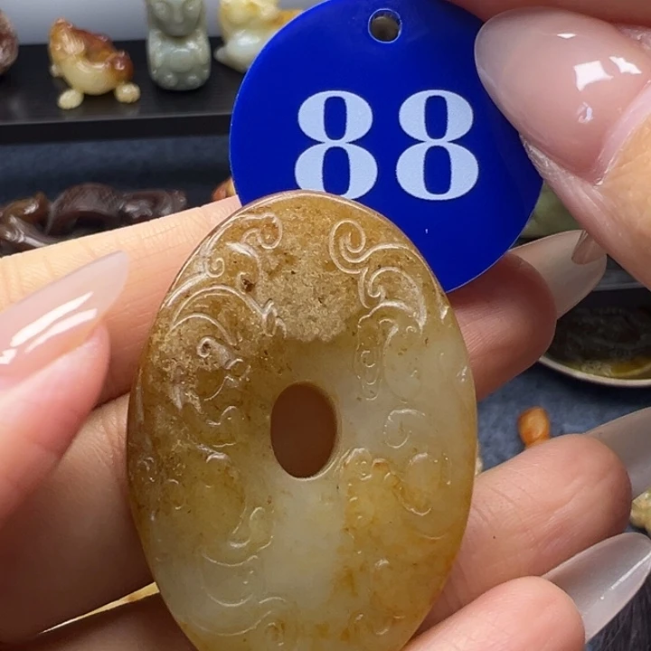 和田玉（糖玉）未镶嵌挂件