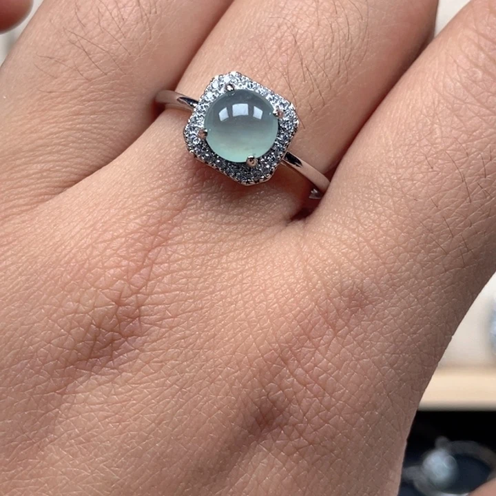 翡翠未镶嵌戒指戒指