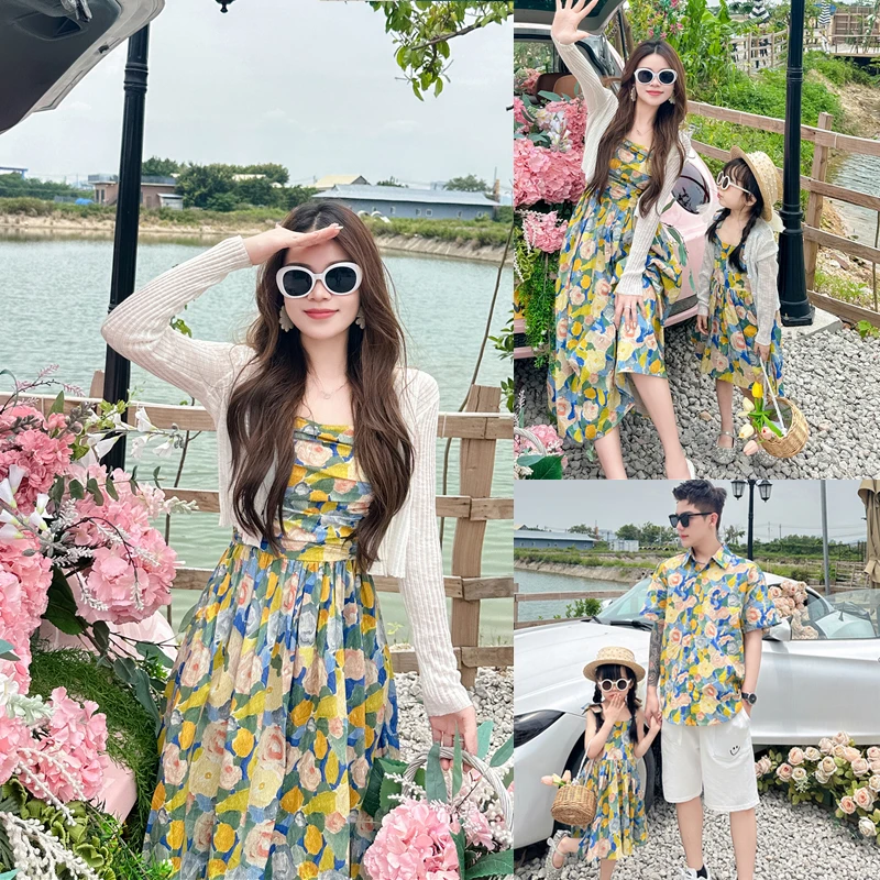2025新品花朵度假风夏季新款一家三口亲子装度假风格夏装碎花裙