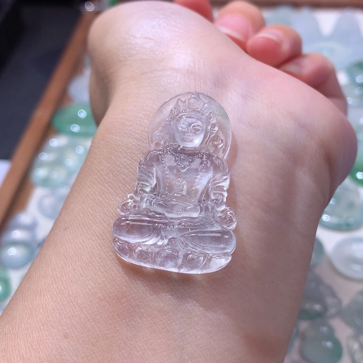 颈饰未镶嵌翡翠高冰渡母