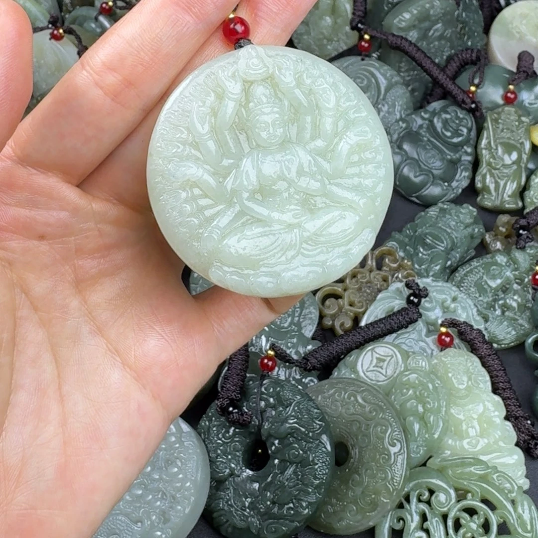 和田玉颈饰未镶嵌