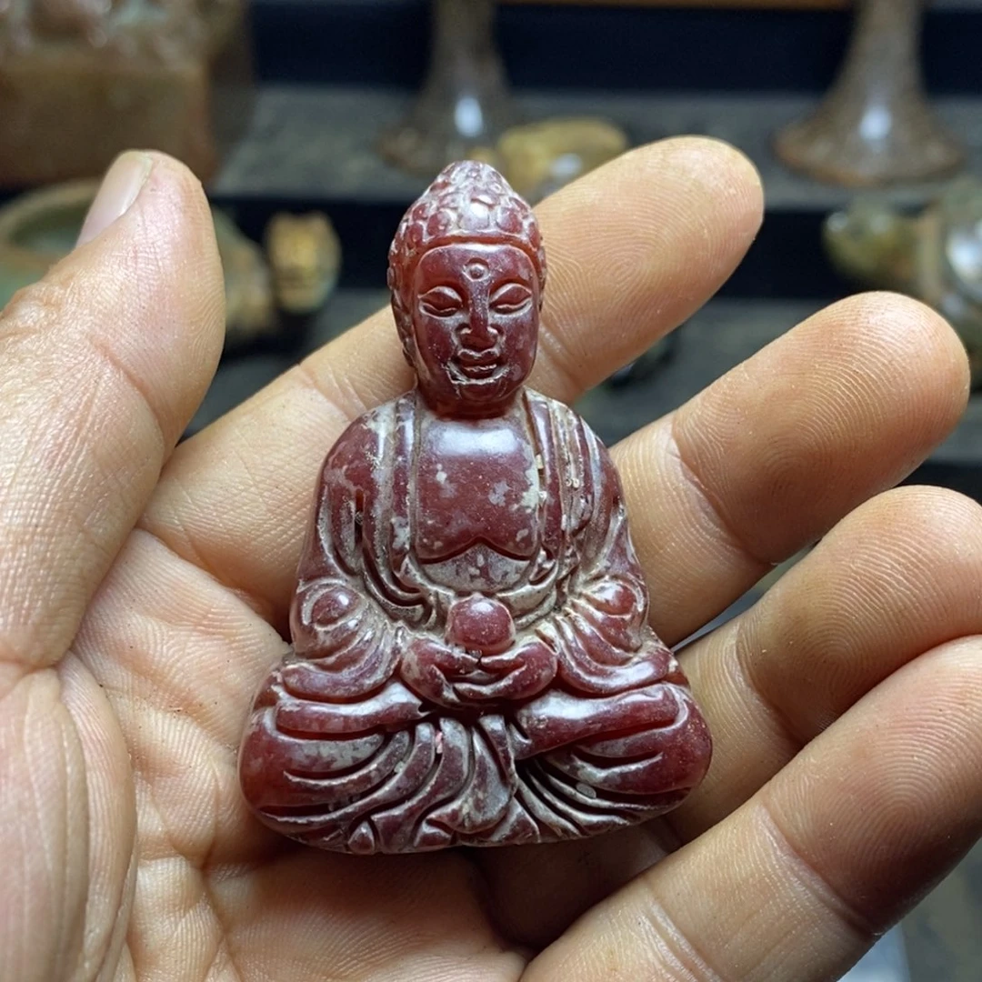 和田玉未镶嵌把件
