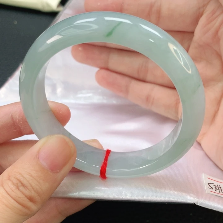 翡翠手镯未镶嵌缅甸53