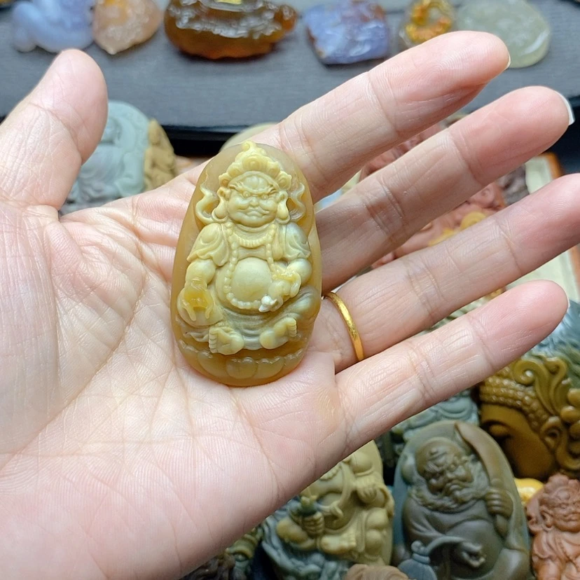 【闪购商品】定制石英质玉吊坠未镶嵌