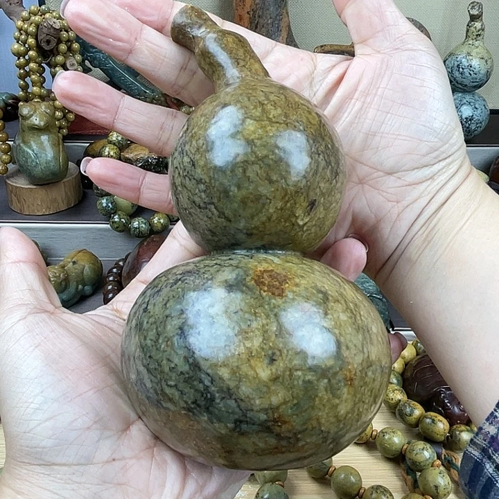 岫岩河磨玉（透闪石质玉）摆件未镶嵌?****空