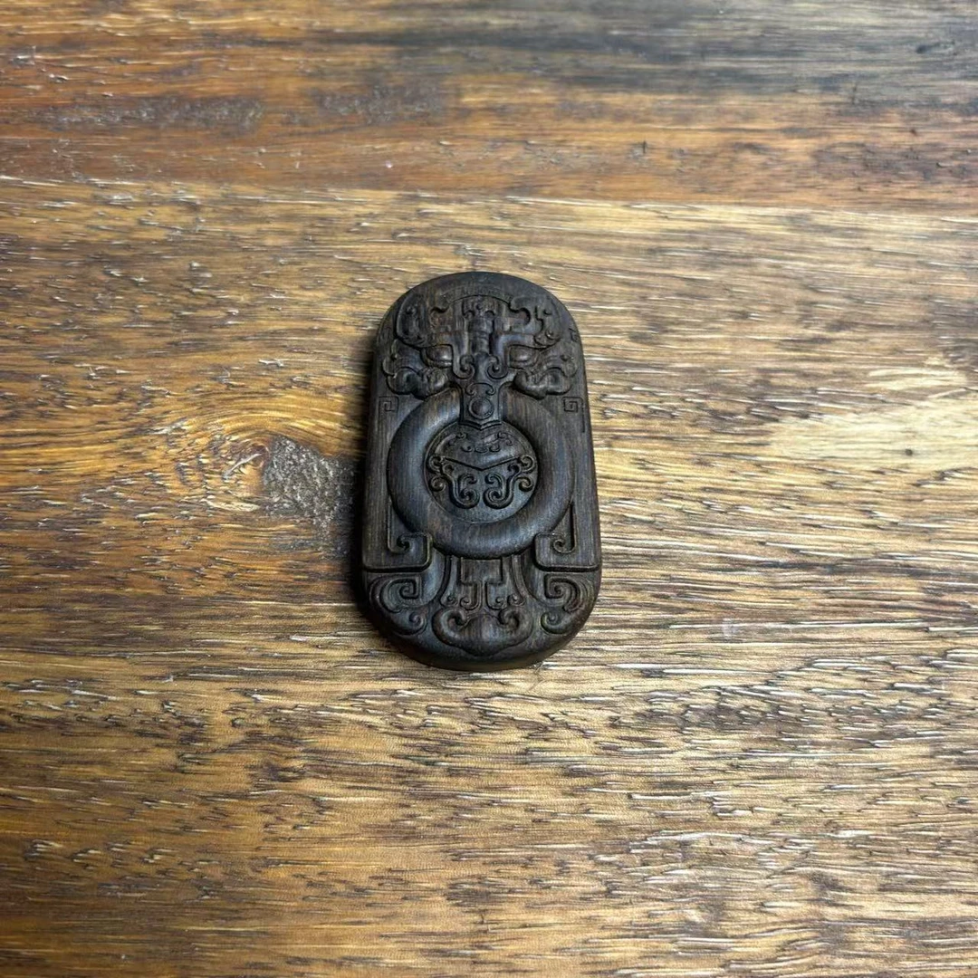 6#仓库-LS-FSP30225仿古牌沉香木吊坠/多样性发货