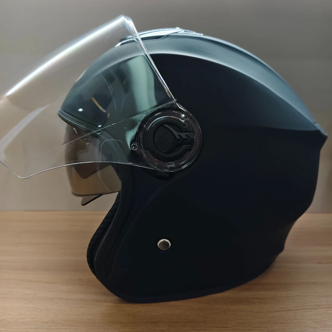 福利款05哑黑冬季双镜片瑕疵电动车头盔