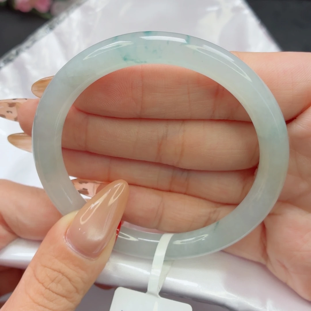 未镶嵌手镯翡翠46