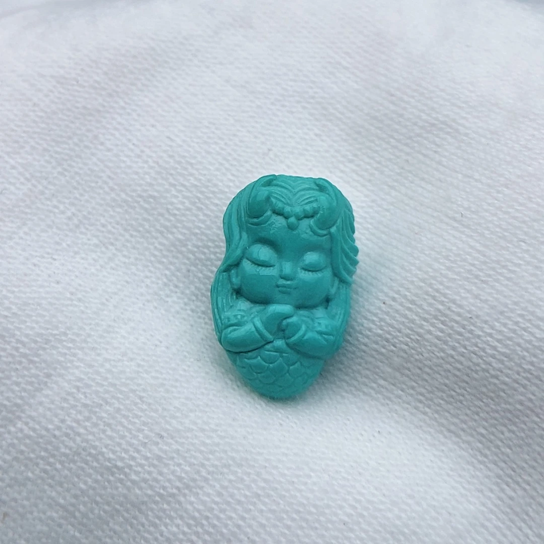 绿松石未镶嵌颈饰