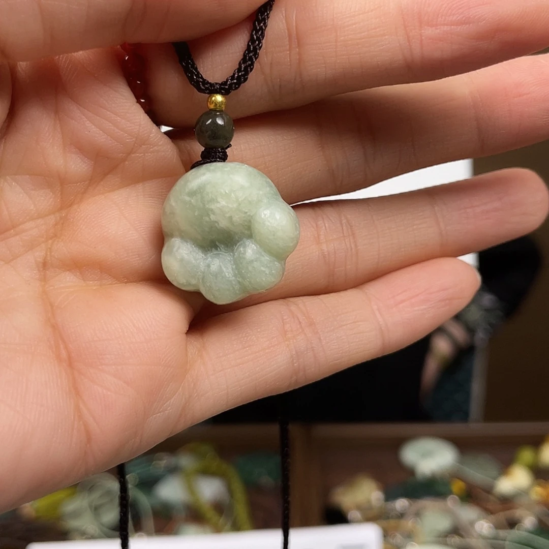 蓉***儿和田玉（糖玉）未镶嵌颈饰