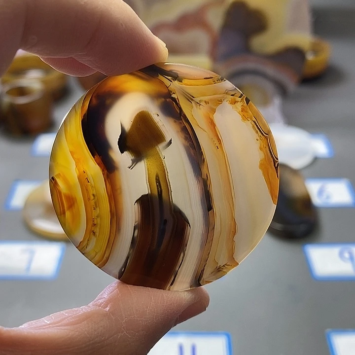 玛瑙/玉髓未镶嵌珠宝半成品7